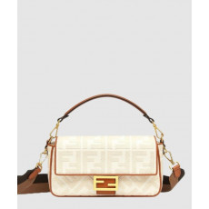 펜디 바게트백 미듐 8BR600