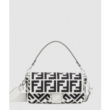 펜디 바게트백 미듐 8BR600