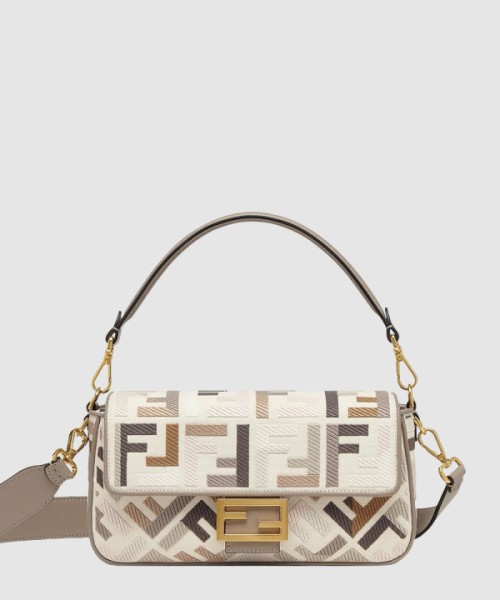 펜디 바게트백 미듐 8BR600