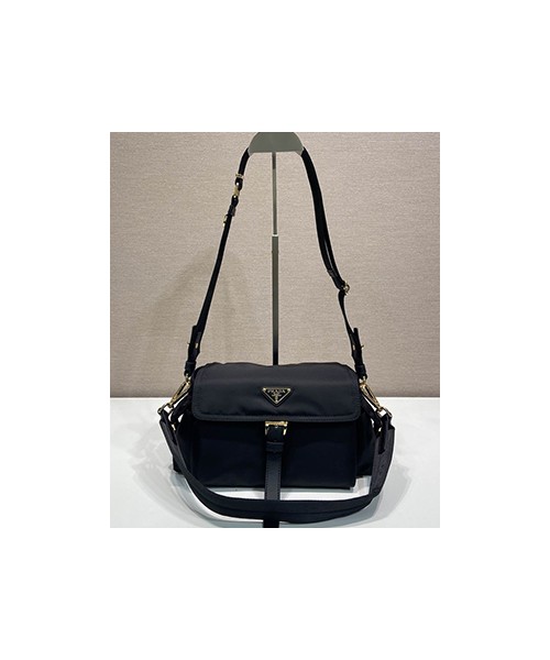 프라다 익스플로어 스몰 리나일론 숄더 1BD394
