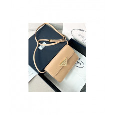 프라다 사피아노 트라이앵글 로고 1BD386