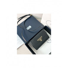 프라다 사피아노 트라이앵글 로고 1BD386