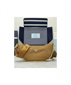 프라다 드뮈룬 리나일론 숄더 1BH222