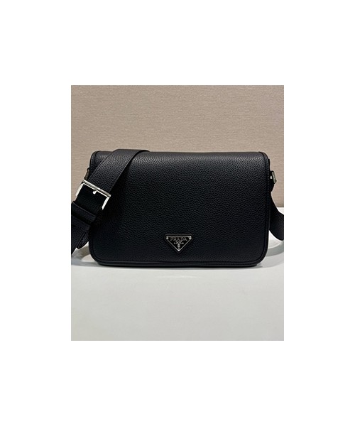 프라다 레더 삼각 로고 2VD075