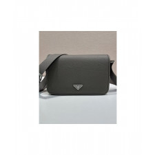 프라다 레더 삼각 로고 2VD075