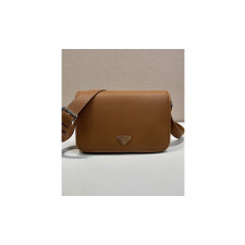 프라다 레더 삼각 로고 2VD075