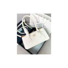 프라다 갤러리아 미디움 1BA457