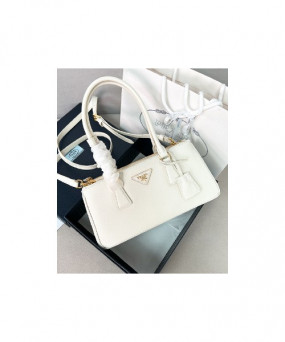 프라다 갤러리아 미디움 1BA457