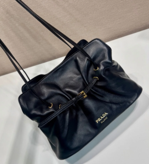 프라다 숄더백 1BG586 25 × 11.5 × 18.5 cm