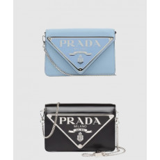 프라다 빅 삼각 크로스백 1BH189