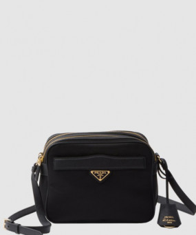 프라다 미니 숄더백 1BH218
