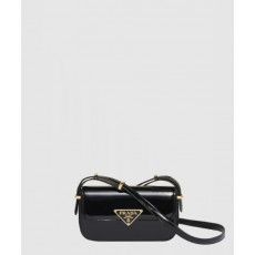 프라다 플랩 에나멜 레더 숄더백 1BD339