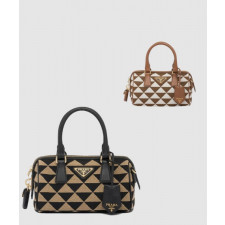 프라다 자수 패브릭 베개 가방 1BA846