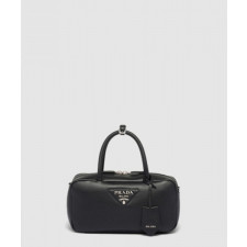 프라다 가죽 탑 핸들백 1BB102