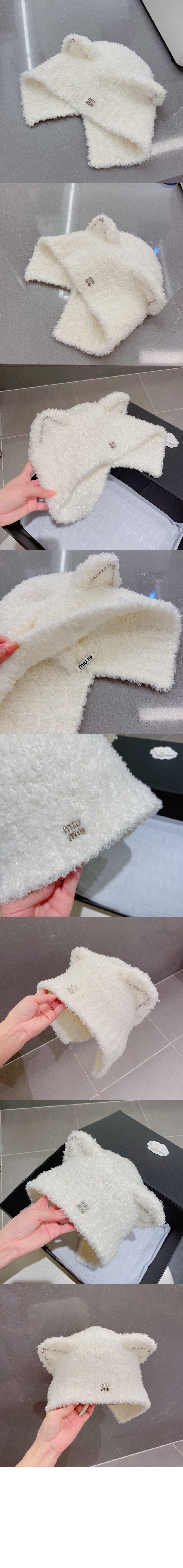 미우미우 양털 귀달이 모자 5HC552