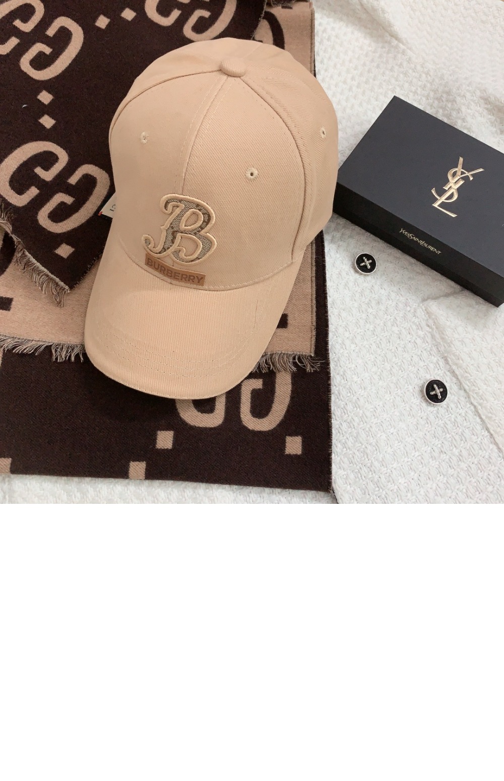 버버리 베이스볼 캡 8041258