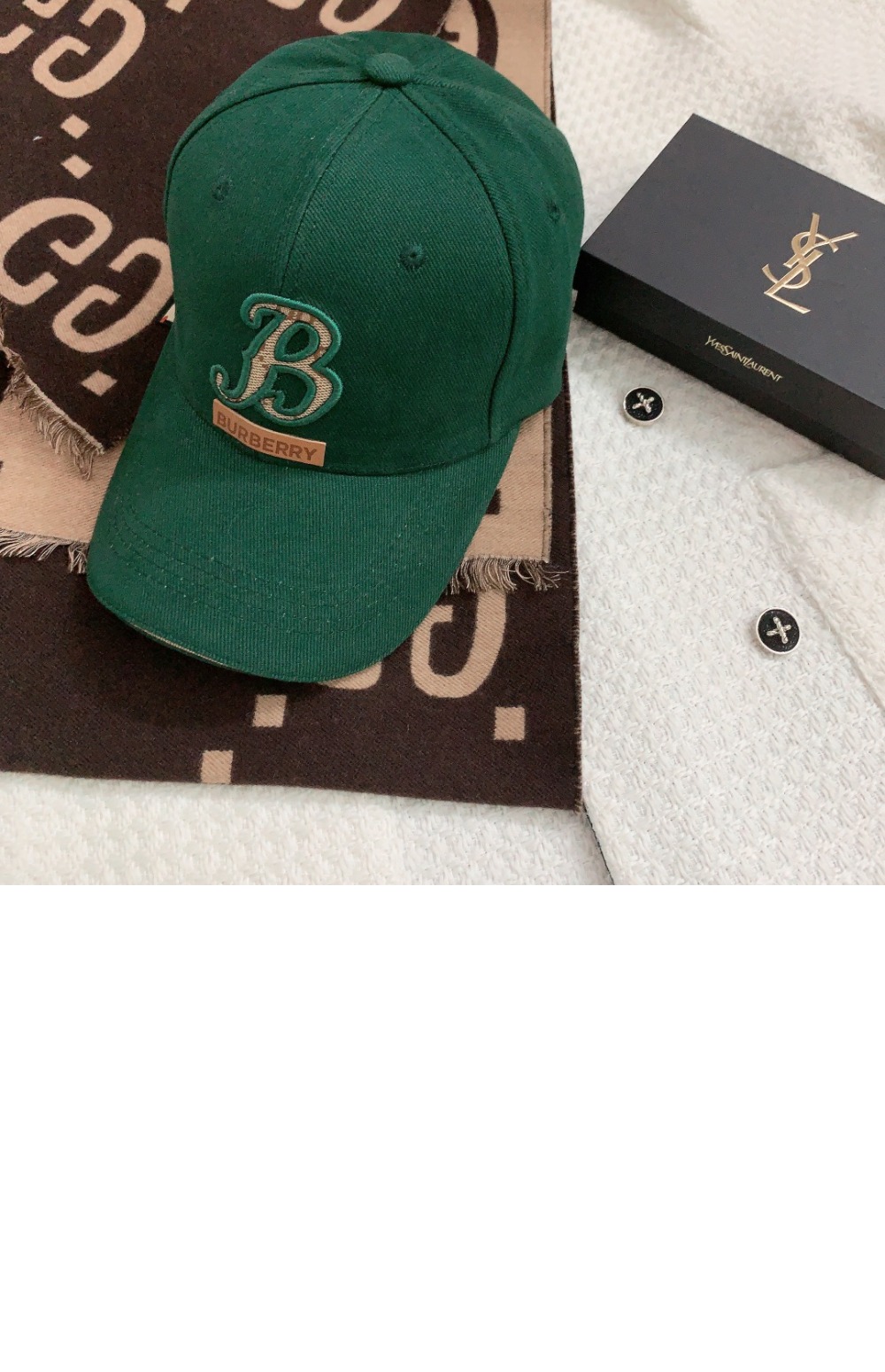 버버리 베이스볼 캡 8041258