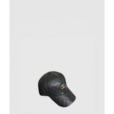 샤넬 가죽 베이스볼 캡 AA89371