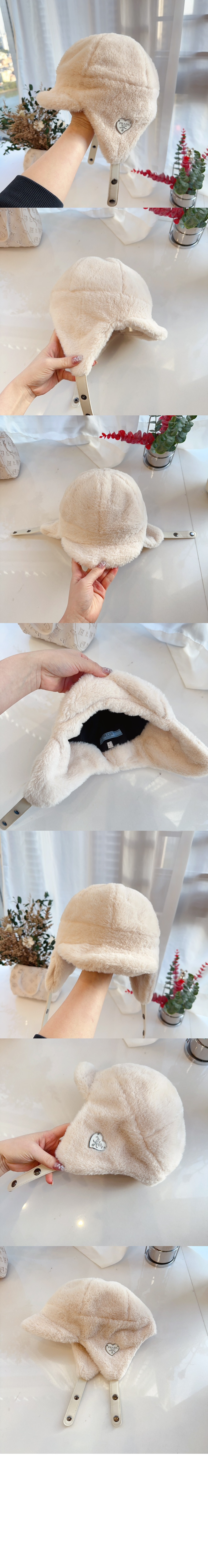 프라다 귀달이 양모 모자 2HC642