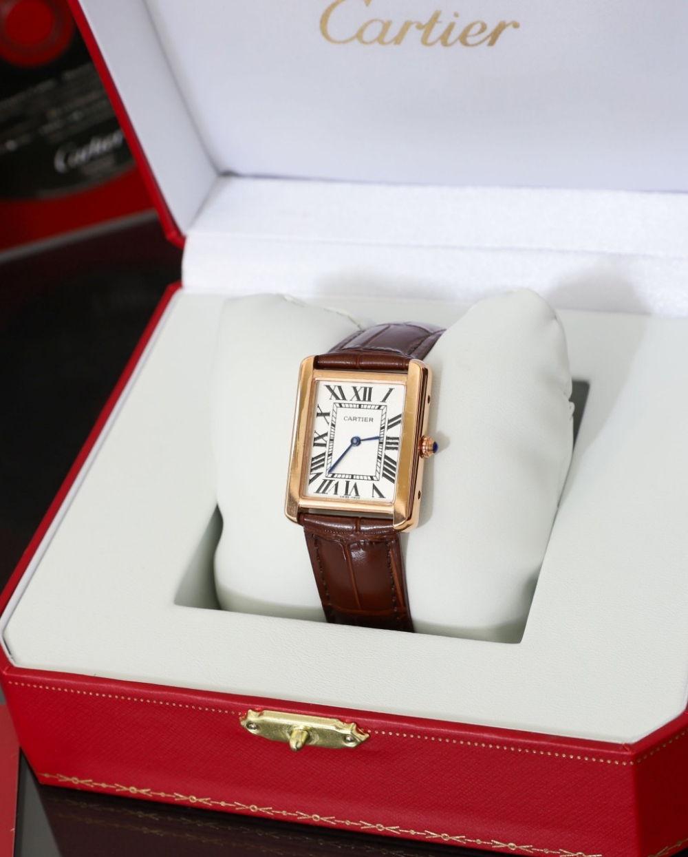 까르띠에 탱크루이 로즈골드 워치