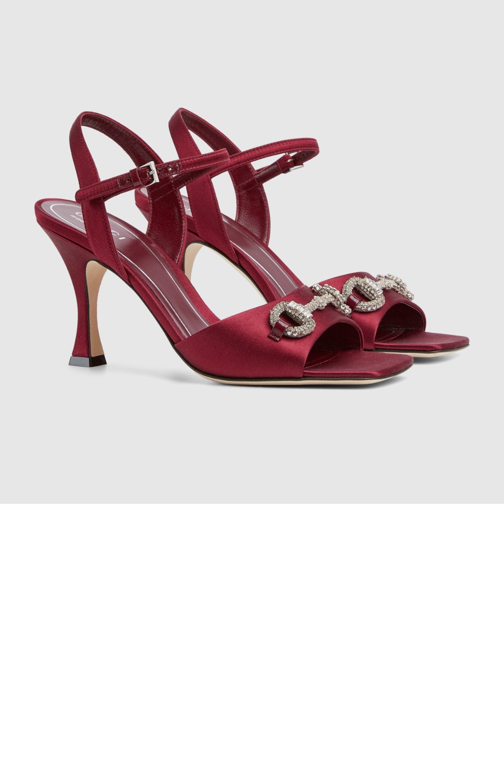 구찌 크리스탈 호스빗 장식이 있는 샌들 834342