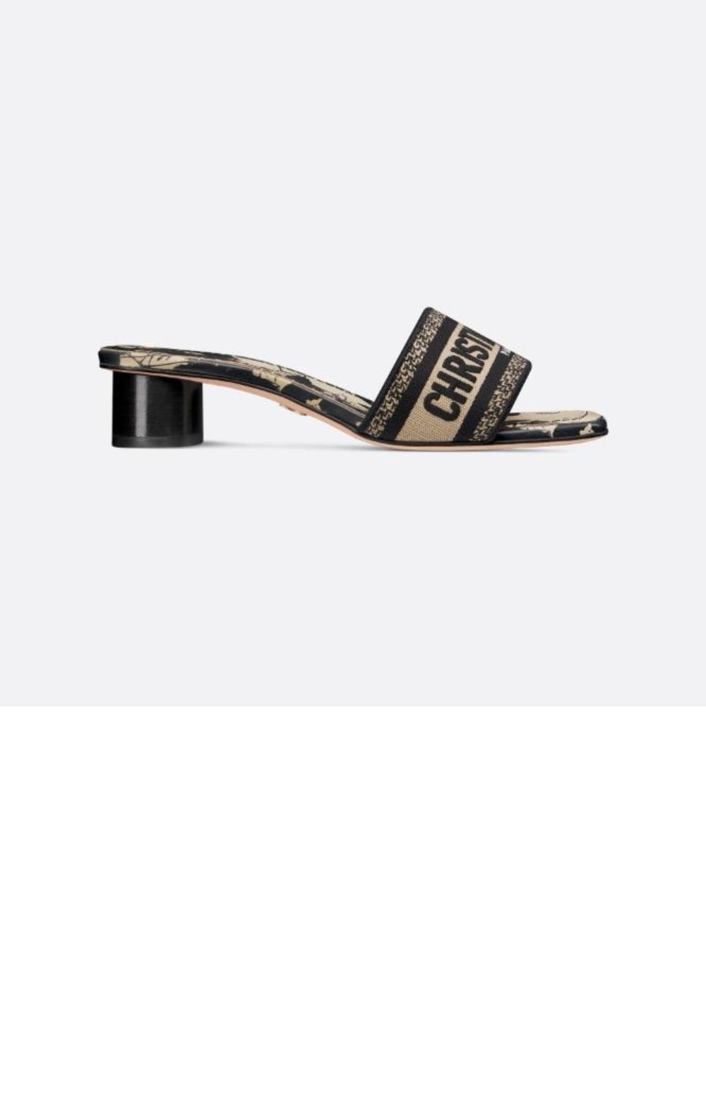 디올 Dway 뮬 힐 KCQ90