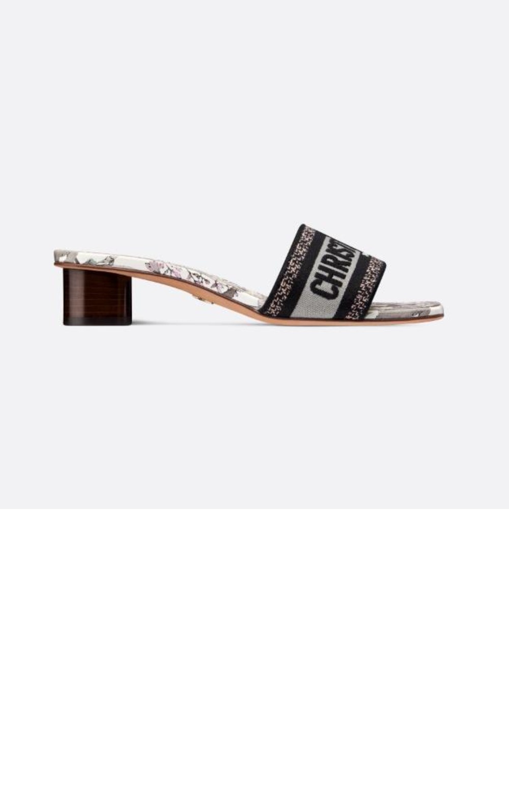 디올 Dway 뮬 힐 KCQ90