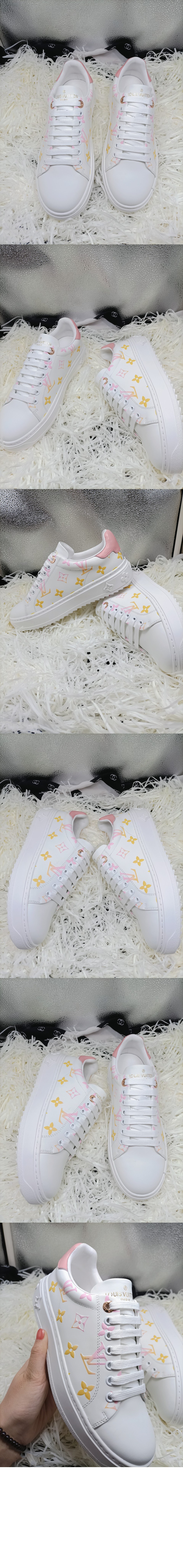 루이비통 타임 아웃 스니커즈 1A8SZF