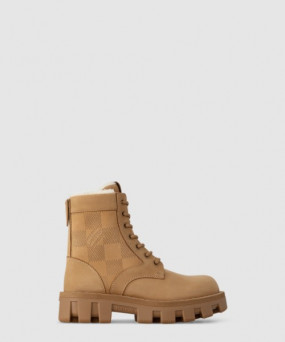 루이비통 체커 레인저 부츠 1ADEYM