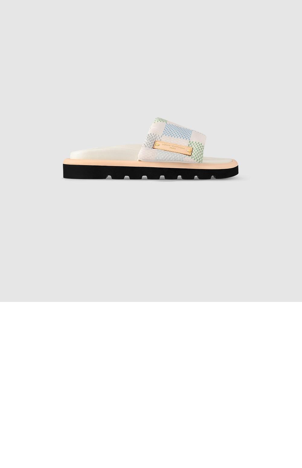 루이비통 풀 필로우 플랫 컴포트 뮬 1ACTWM