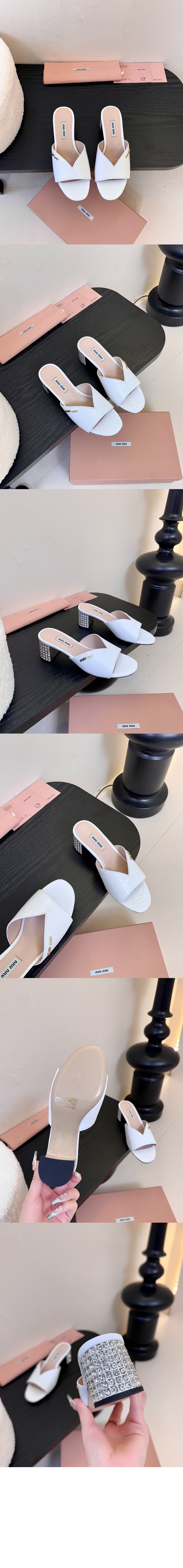 미우미우 악어 무늬 가죽 샌들 5XX477