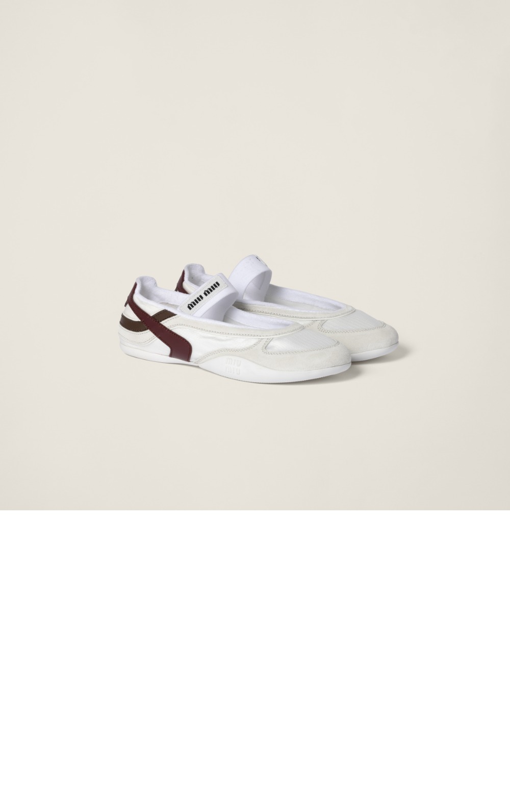 미우미우 김나지움 기능성 소재 및 스웨이드 발레리나 5F427E