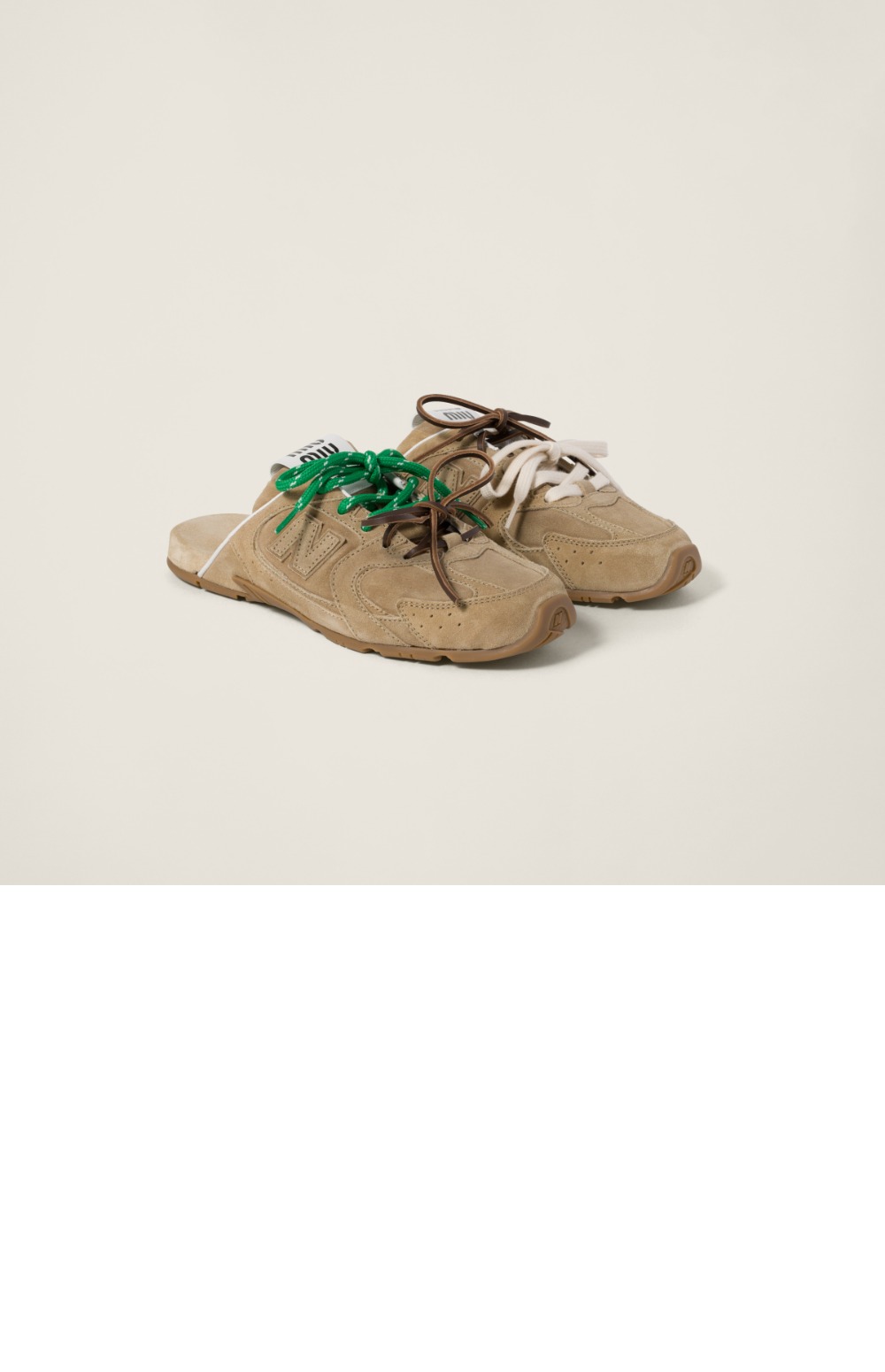 미우미우 530 SL 스웨이드 뮬 5E333E