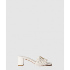 미우미우 마테라쎄 나파 가죽 슬라이드 5XX657