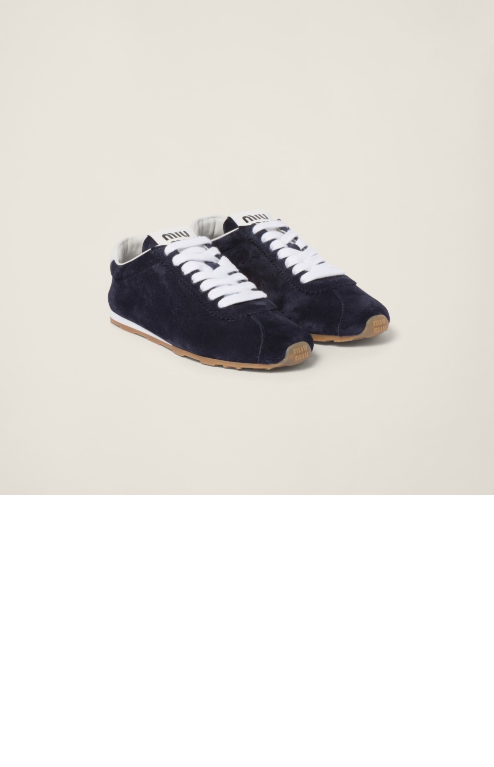 미우미우 플룸 스웨이드 스니커즈 5E114E