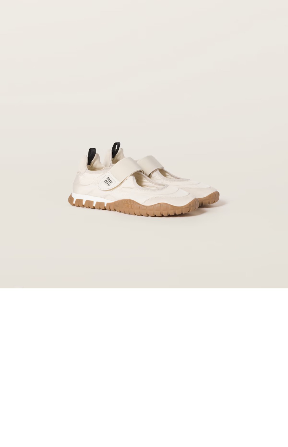 미우미우 타이어 기능성 소재 및 스웨이드 발레리나 5F416E