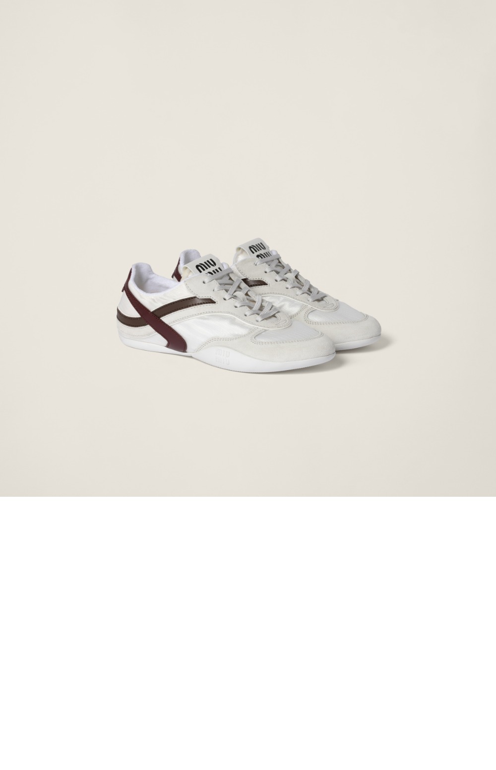 미우미우 김나지움 기능성 소재 및 스웨이드 스니커즈 5E428E