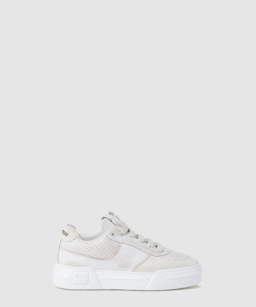 미우미우 블리치 가죽 스웨이드 스니커즈 5E150E