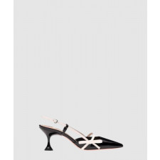 미우미우 페이턴트 가죽 통 샌들 5I445D