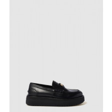 미우미우 브러쉬드 가죽 로퍼 5D175E