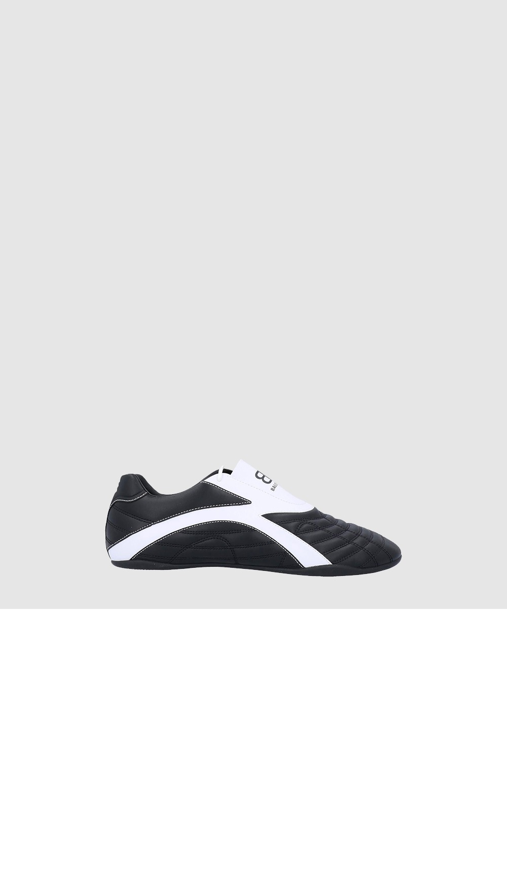 발렌시아가 스니커즈 617540