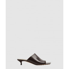 보테가베네타 가죽 뮬 690022