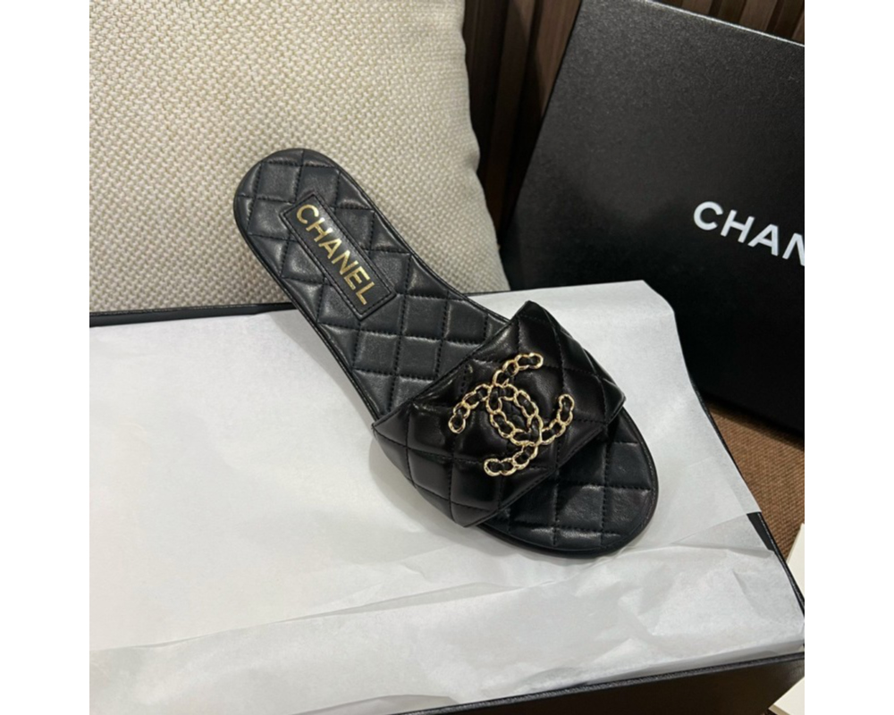 샤넬 CC로고 퀼팅 뮬 슬리퍼 슈즈