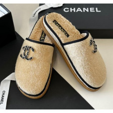 샤넬 체인 CC 로고 시어링 스웨이드 뮬 슬리퍼