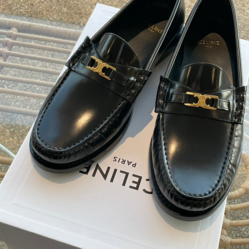 셀린느 루코 트리오페 로퍼