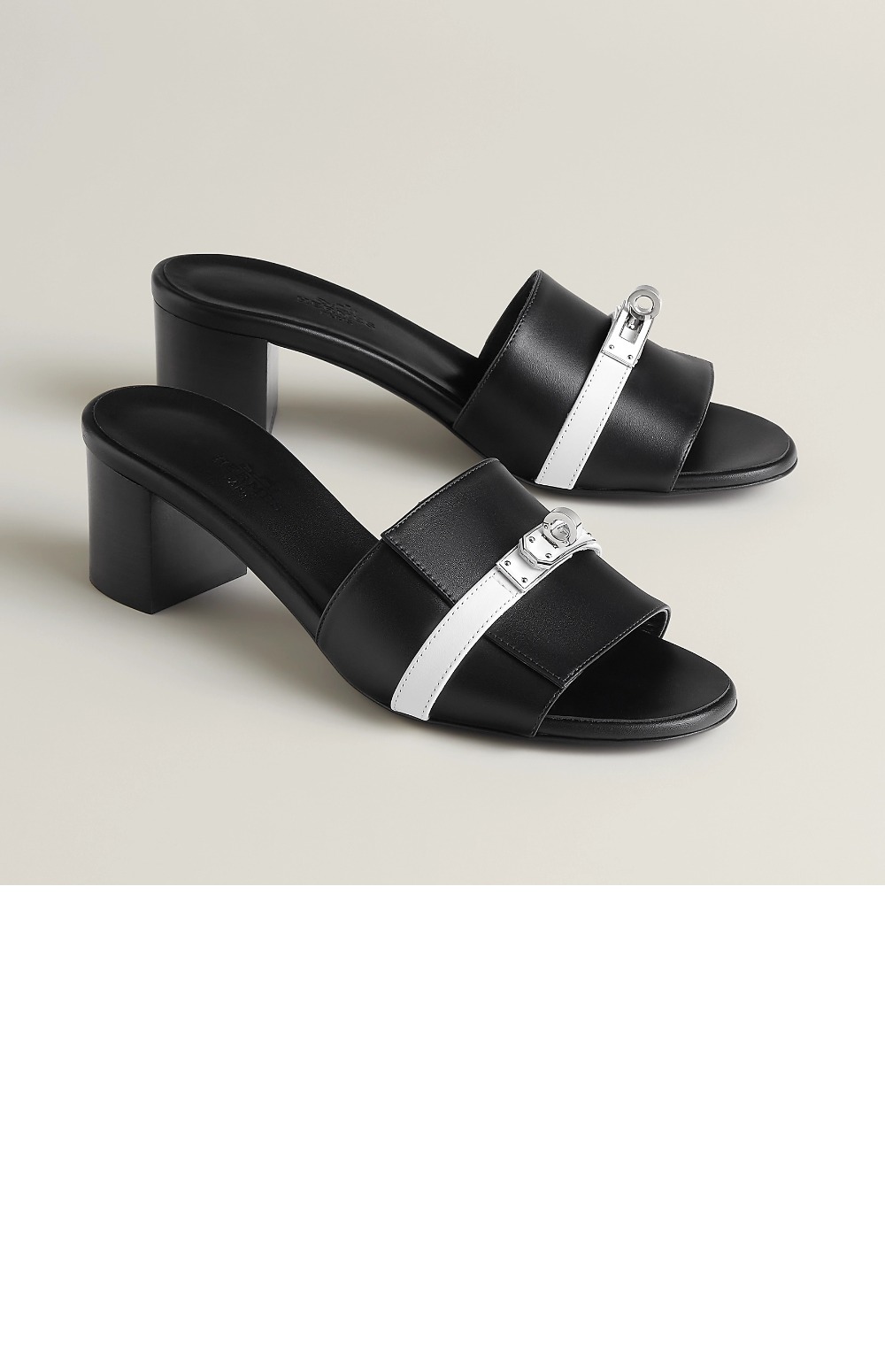 에르메스 Gigi 샌들