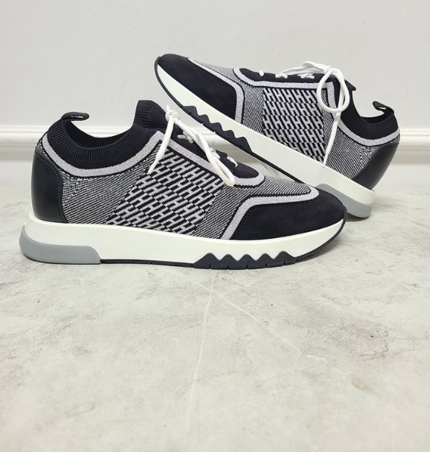 에르메스 블랙 화이트 어딕트 스니커즈