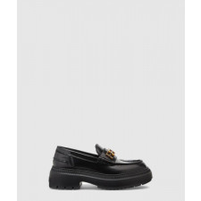 펜디 레더 로퍼 8D8383