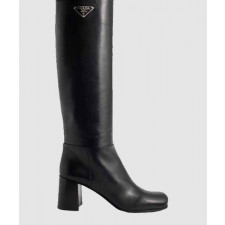 프라다 로고 브러쉬드 가죽 롱 부츠 1W931M