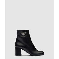 프라다 가죽 부츠 1T930M